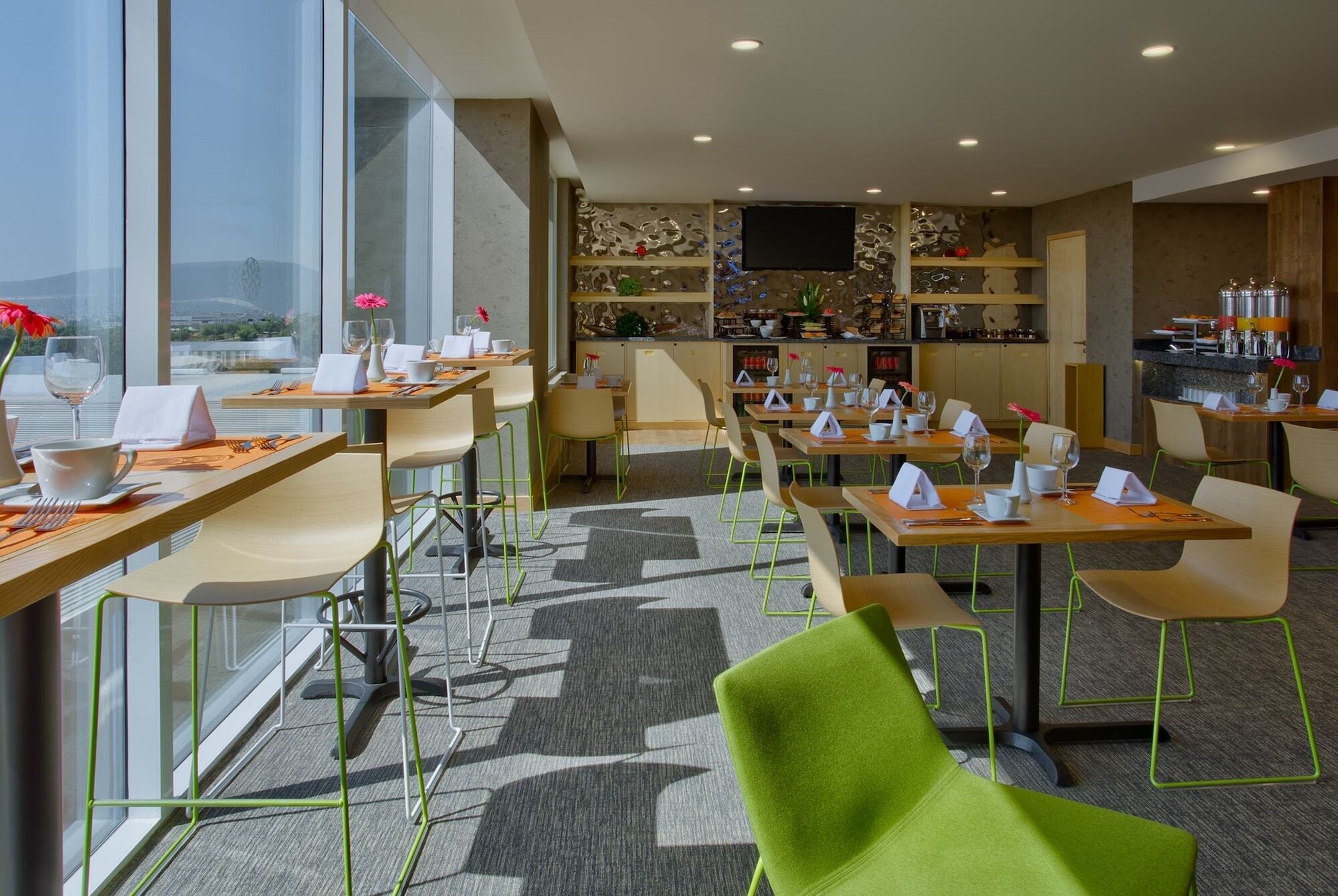 Galeria Plaza Irapuato Hotel ภายนอก รูปภาพ