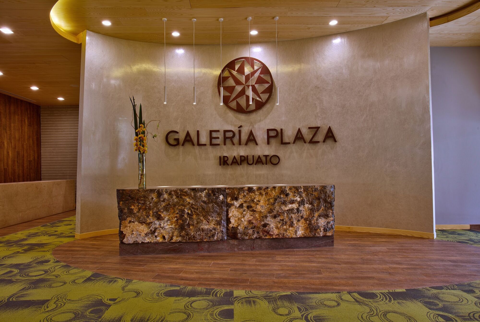 Galeria Plaza Irapuato Hotel ภายนอก รูปภาพ