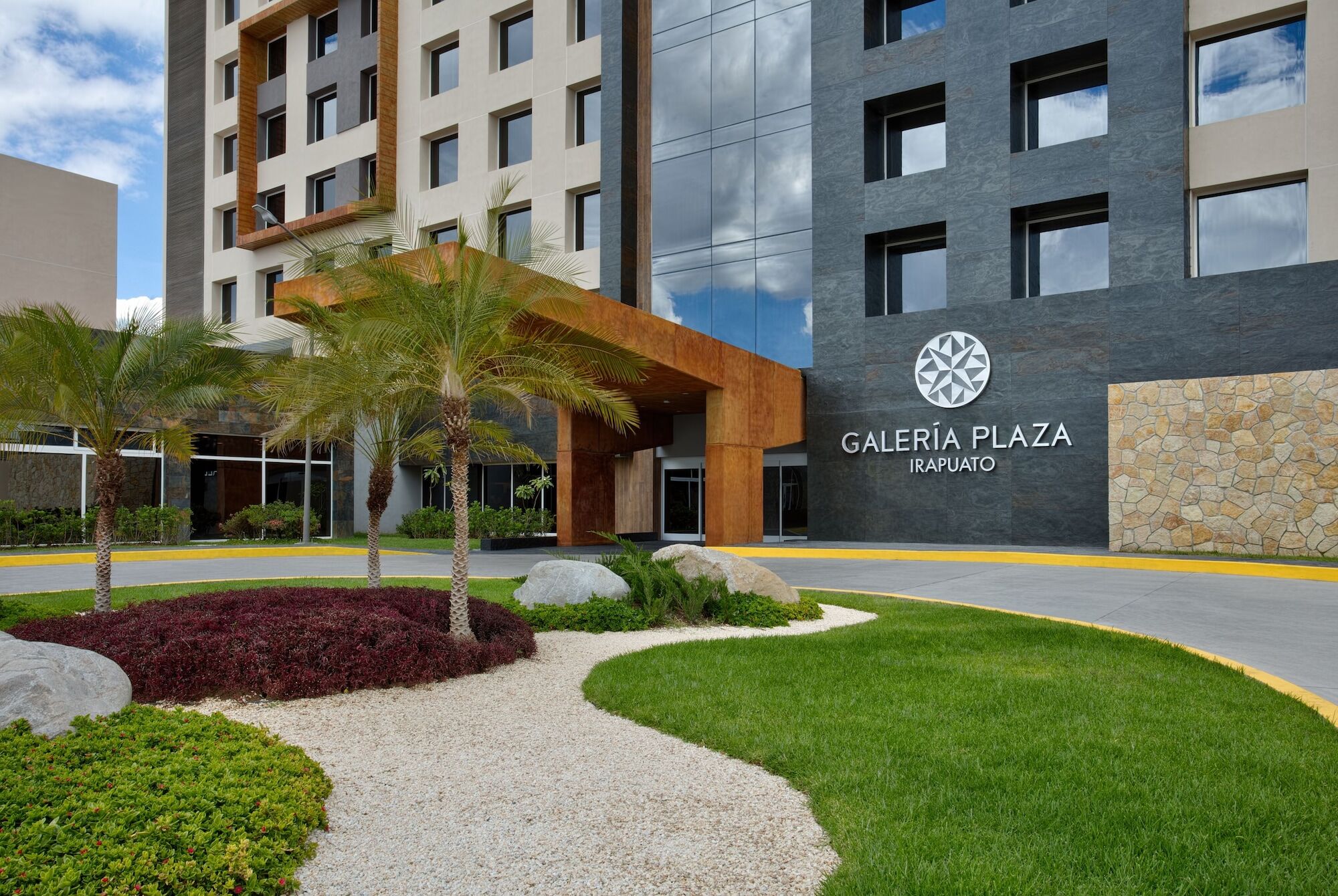 Galeria Plaza Irapuato Hotel ภายนอก รูปภาพ